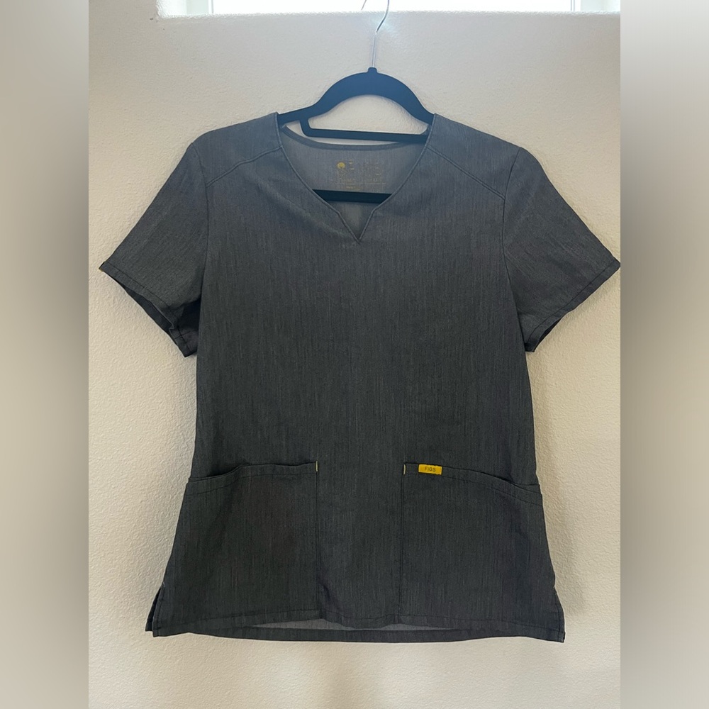 Xs graphite figs top